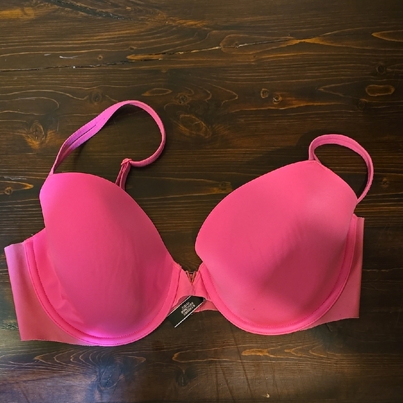 Victoria's Secret Pink T-Shirt Bra Intimates - Picture 1 of 2